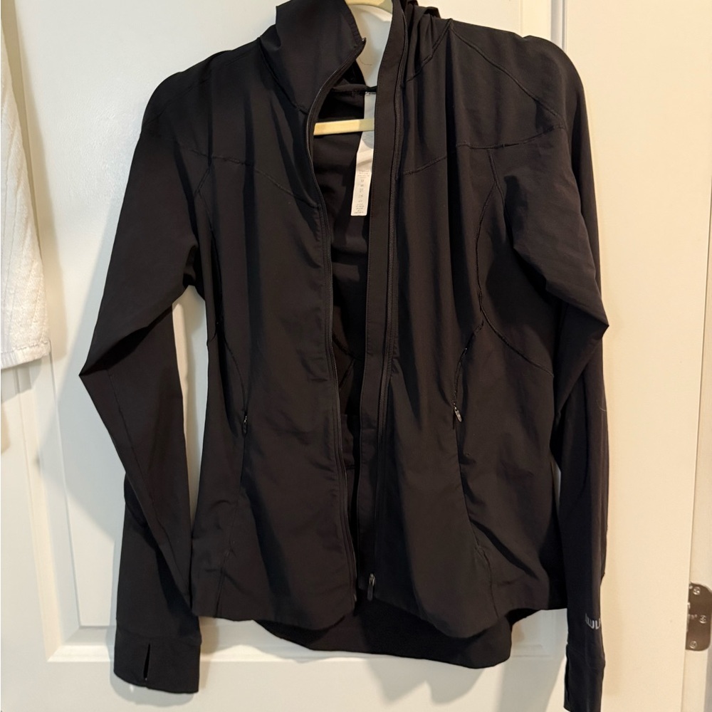 Lululemon Mist Over Windbreaker 6 - Picture 7 of 13